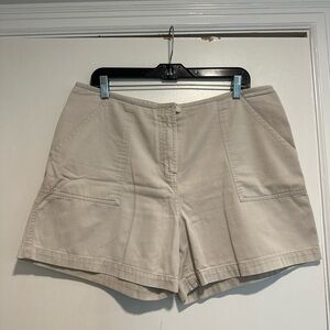 Sonoma Women’s. Sz: 14 Tan. Flat Front. Patch Pocket. Chino. Sailor Short.